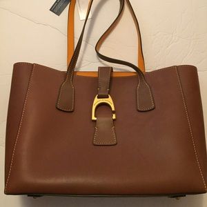 Gorgeous New $298 Dooney & Bourke Shannon Tote - Sale!